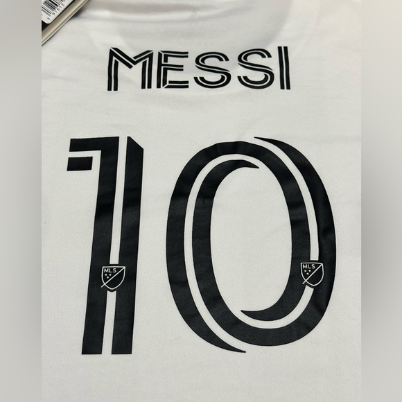 Adidas Lionel Messi Inter Miami CF Jersey White Striped Shirt Women's L NWT - Picture 7 of 7